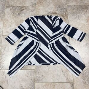 Chicos Travelers Collection Wheat Mesh Jacket Womens Size 2 Open Front Navy